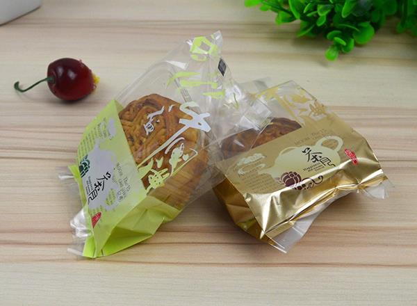 يمكن أن تكون معبأة كعكة القمر في فراغ؟